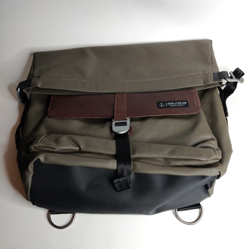 Iron and Resin Terrain II Pannier Motorcycle Bag